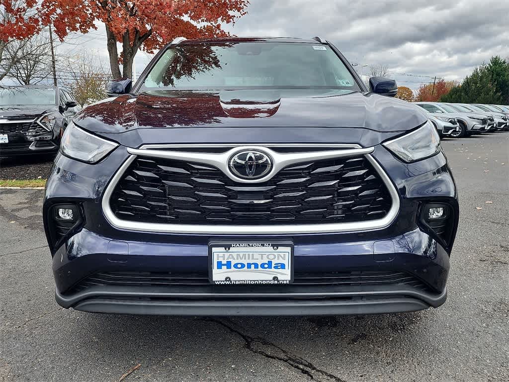 Thumbnail: 2023 Toyota Highlander - 35