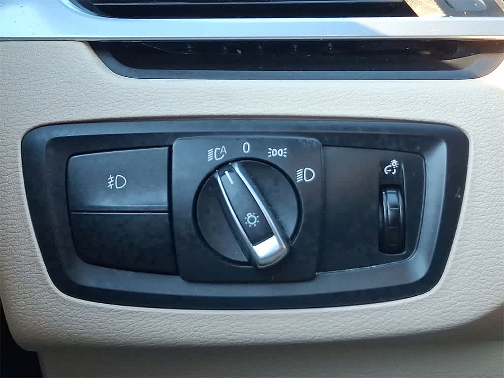 Thumbnail: 2016 BMW X1 - 14