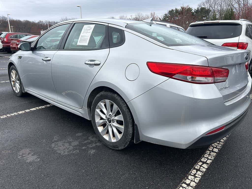 Thumbnail: 2016 Kia Optima - 6