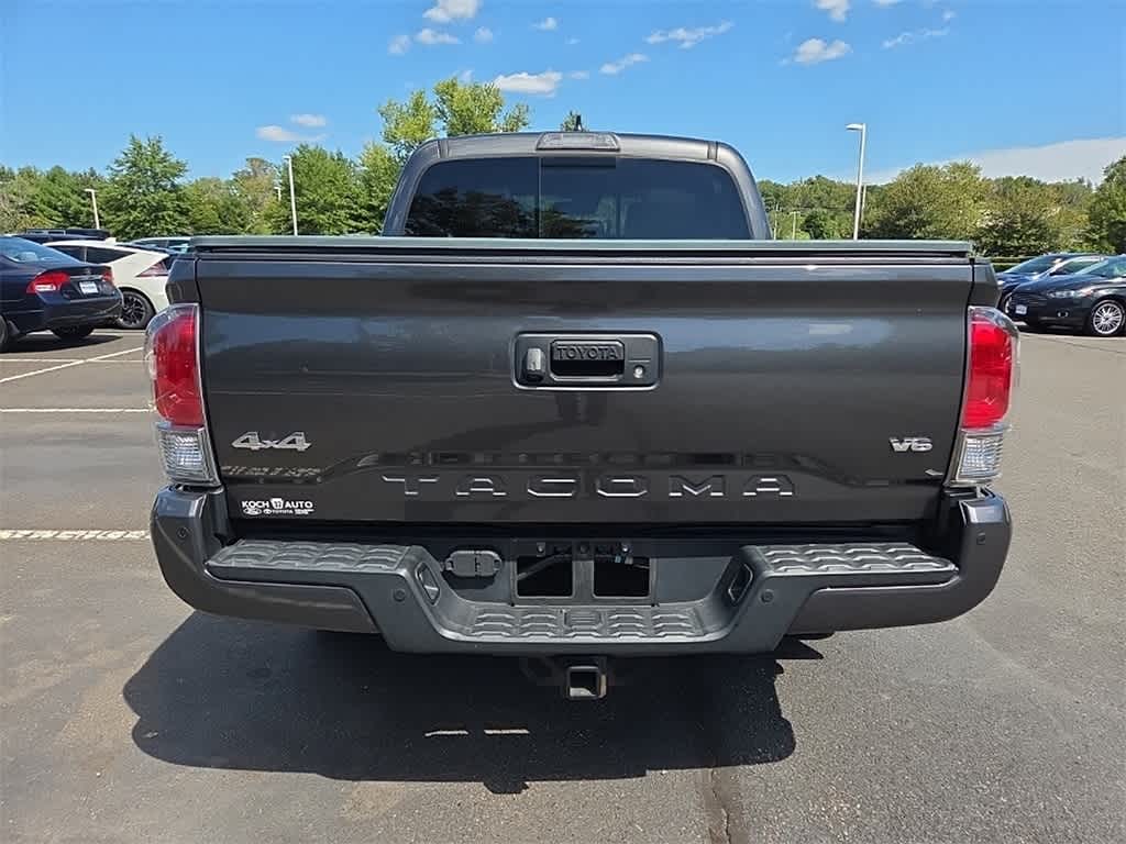 Thumbnail: 2019 Toyota Tacoma - 6