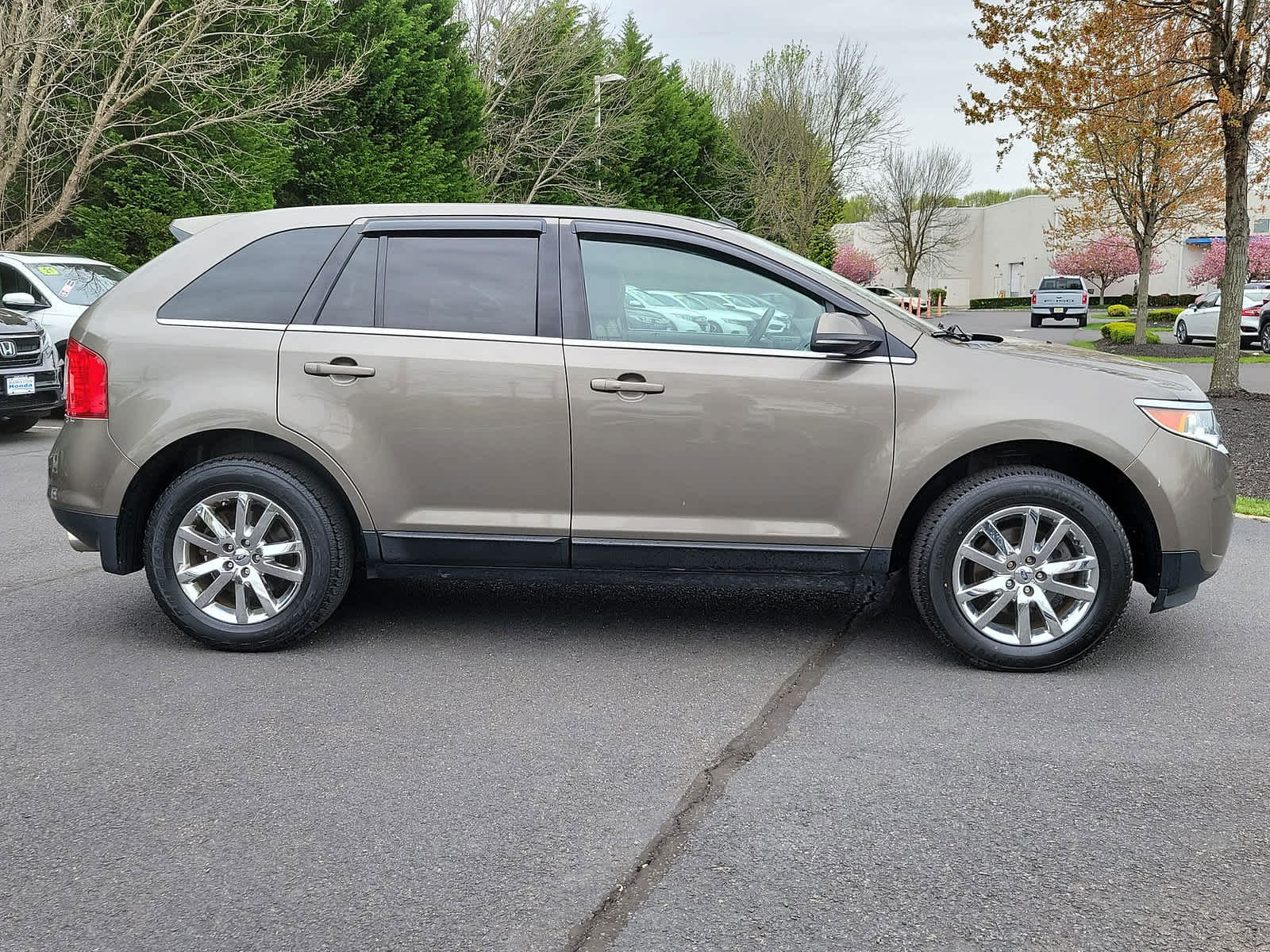 2013 Ford Edge Limited 26