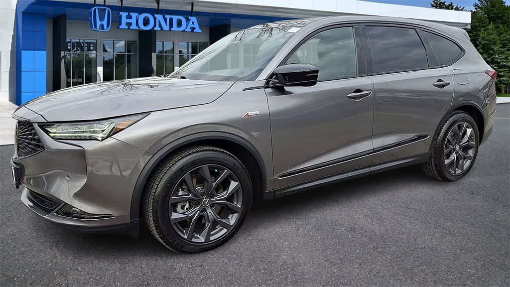 Thumbnail: 2023 Acura MDX - 4