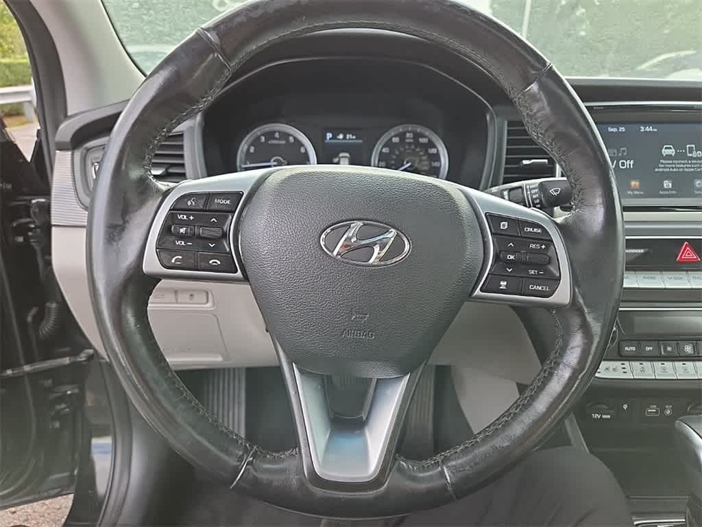 Thumbnail: 2019 Hyundai Sonata - 12