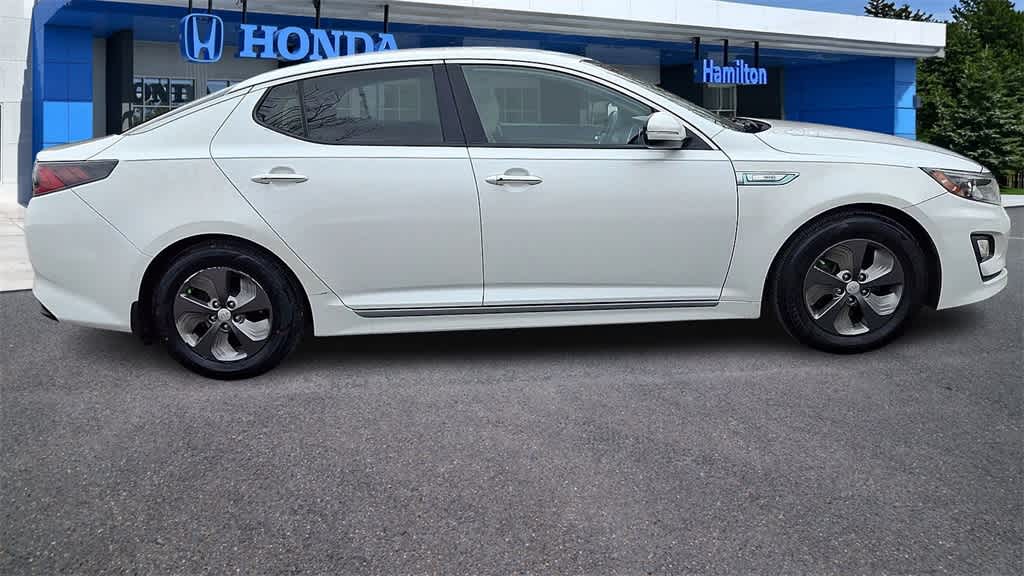 Thumbnail: 2015 Kia Optima - 9