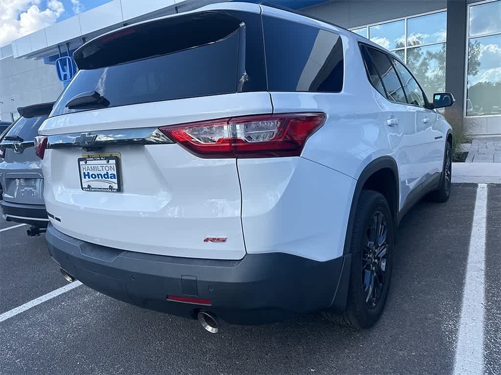 Thumbnail: 2021 Chevrolet Traverse - 4