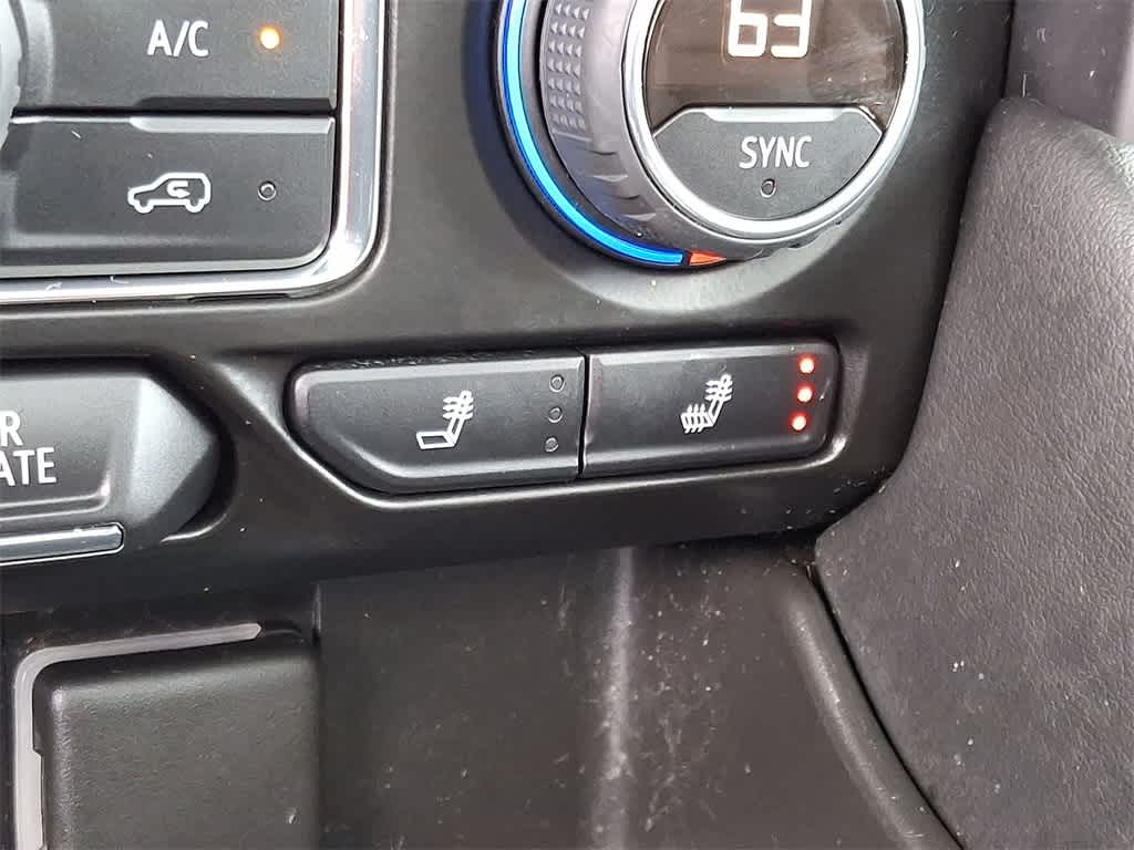 Thumbnail: 2022 Chevrolet Tahoe - 18