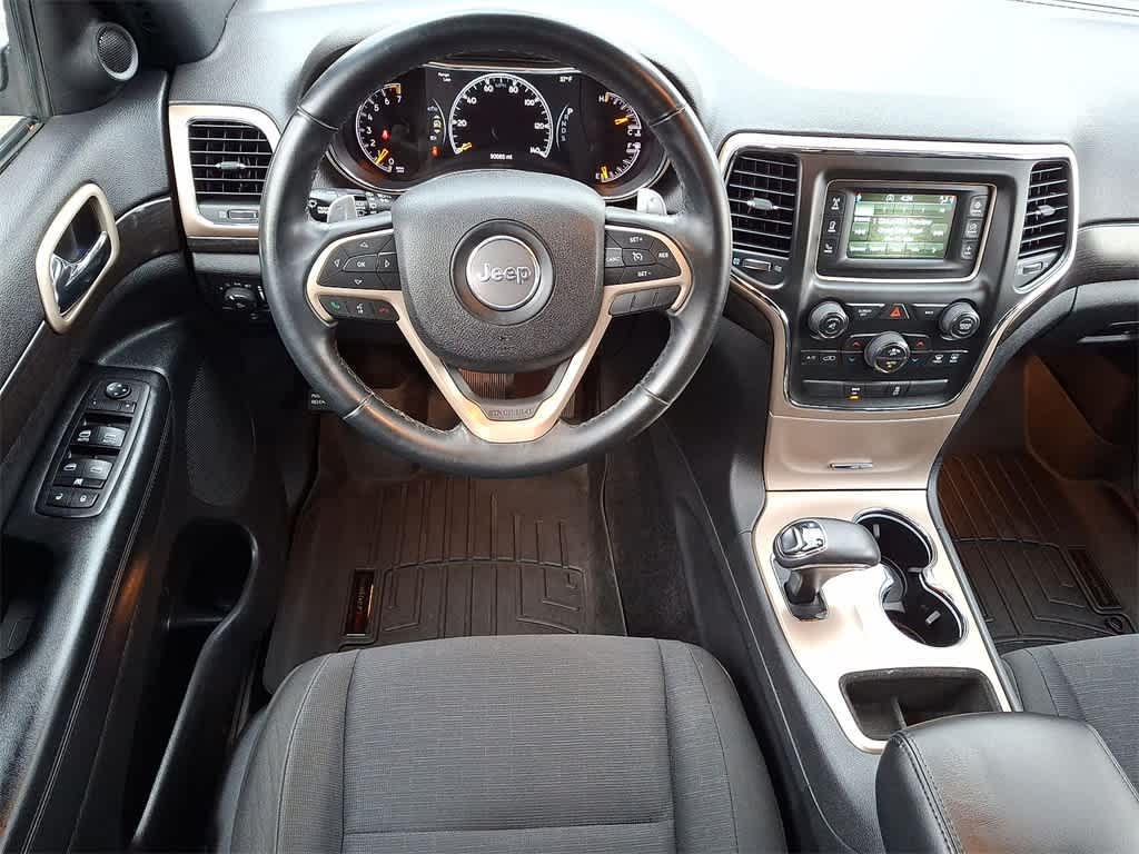 Thumbnail: 2015 Jeep Grand Cherokee - 21