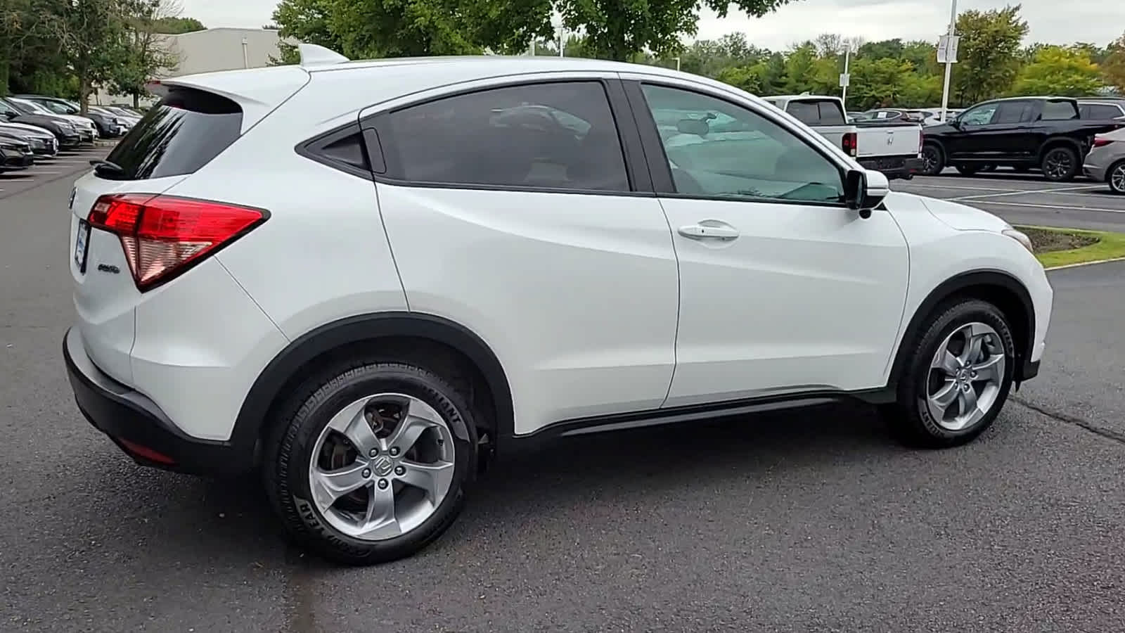 2017 Honda HR-V EX 8