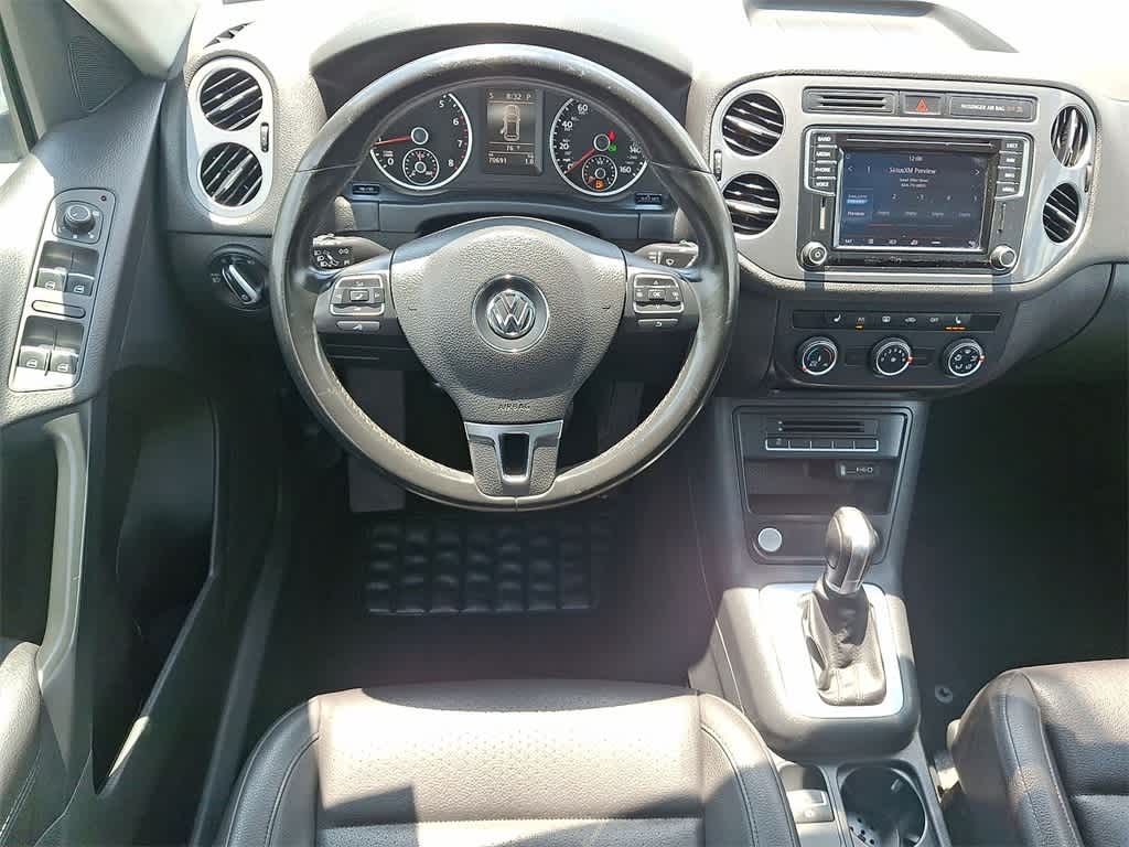 Thumbnail: 2016 Volkswagen Tiguan - 21
