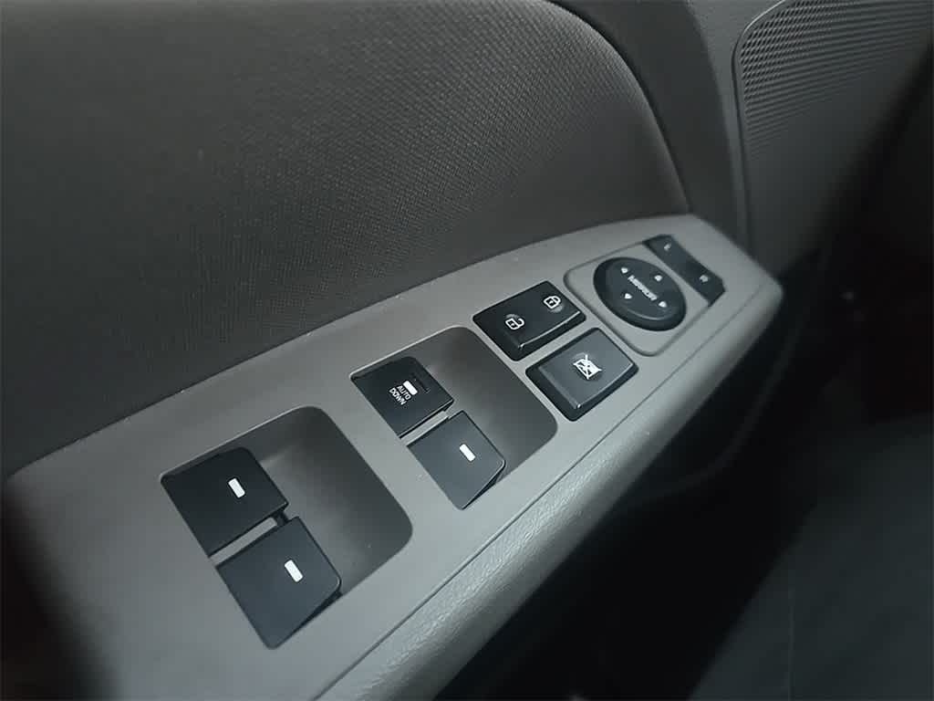 Thumbnail: 2020 Hyundai Elantra - 15