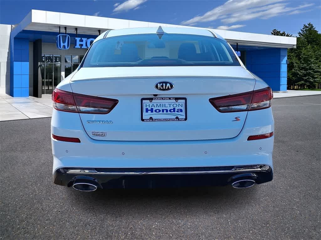 Thumbnail: 2020 Kia Optima - 23