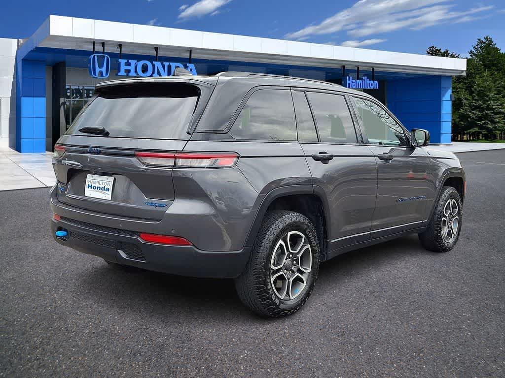 Thumbnail: 2024 Jeep Grand Cherokee - 24