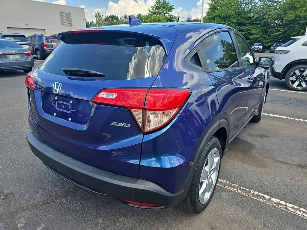 Thumbnail: 2016 Honda HR-V - 6