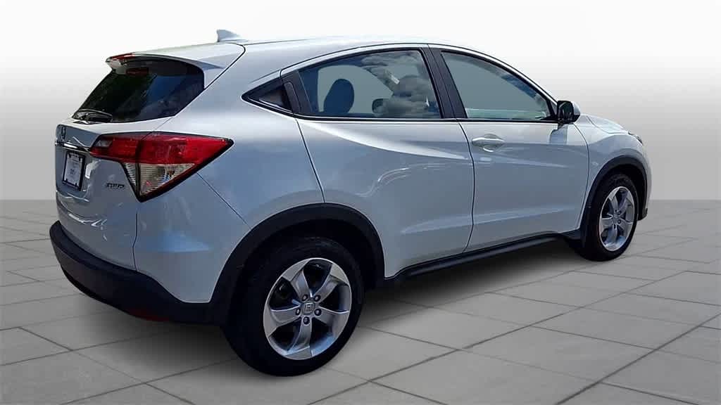 Thumbnail: 2022 Honda HR-V - 8