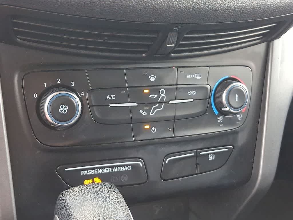 Thumbnail: 2017 Ford Escape - 19