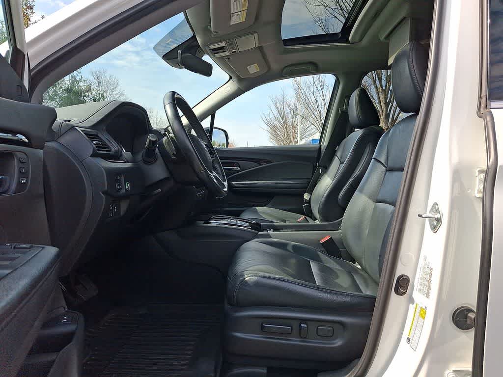 Thumbnail: 2021 Honda Pilot - 11