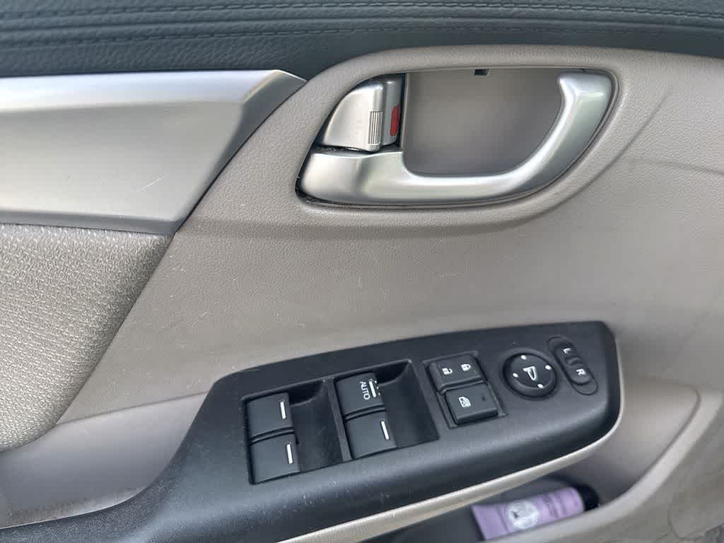 Thumbnail: 2013 Honda Civic - 10