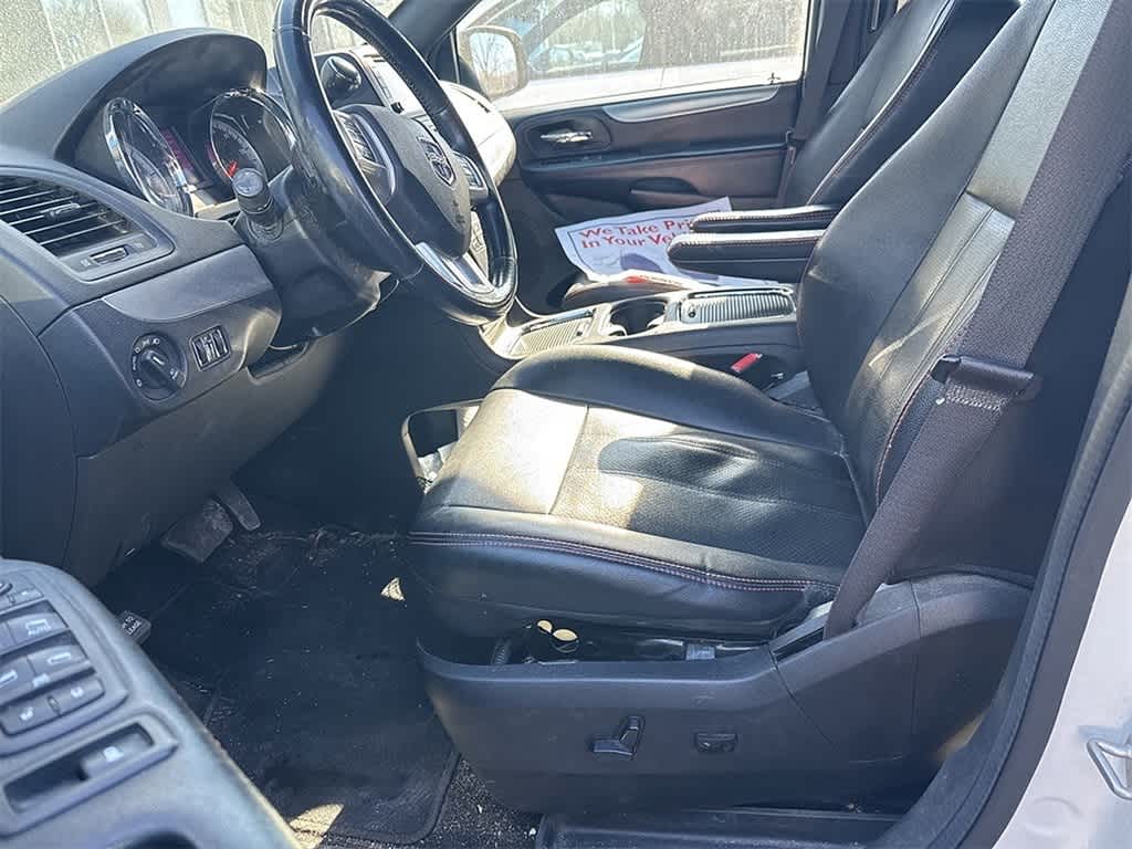 Thumbnail: 2019 Dodge Grand Caravan - 8