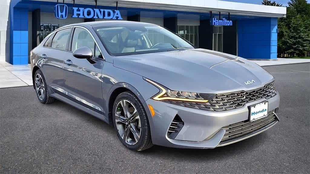 Thumbnail: 2023 Kia K5 - 2