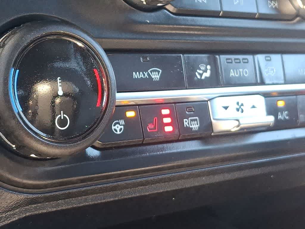 Thumbnail: 2022 Ford Bronco - 19