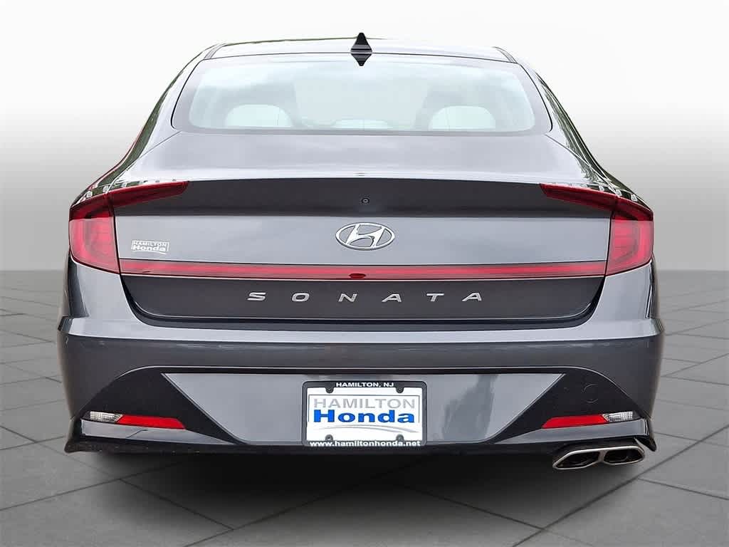 Thumbnail: 2022 Hyundai Sonata - 23