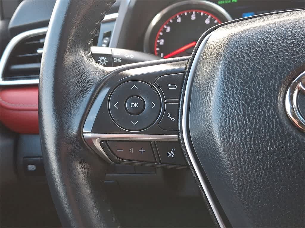 Thumbnail: 2018 Toyota Camry - 9