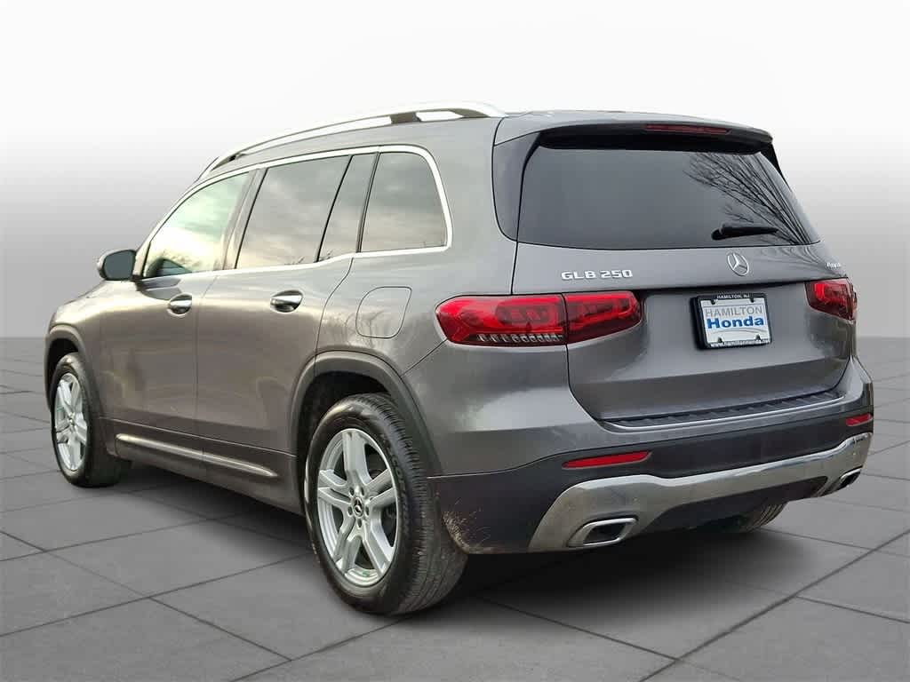 Thumbnail: 2021 Mercedes-Benz GLB - 22