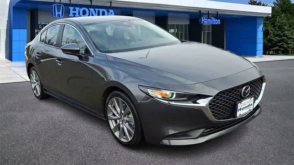 Thumbnail: 2022 Mazda Mazda3 - 2