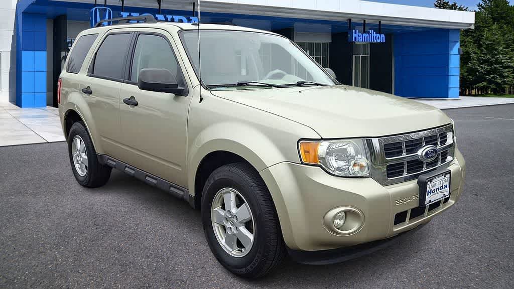 Thumbnail: 2010 Ford Escape - 2