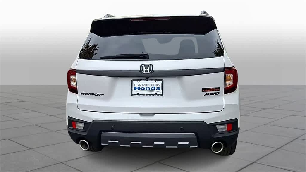 Thumbnail: 2023 Honda Passport - 7