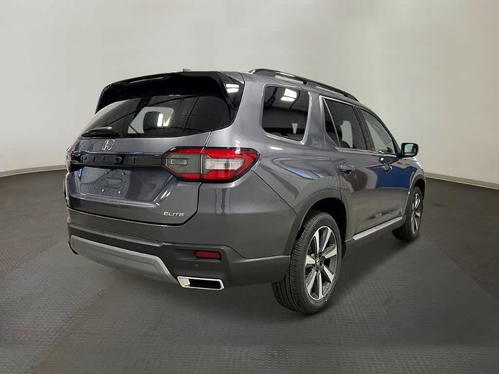 Thumbnail: 2023 Honda Pilot - 15