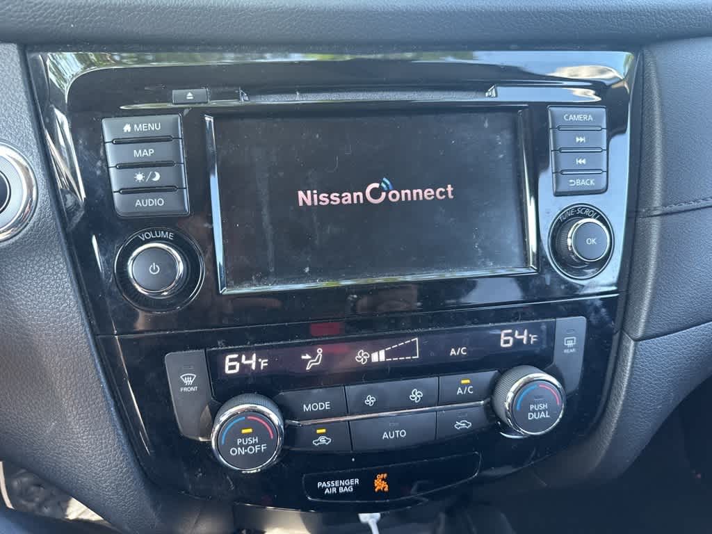 Thumbnail: 2019 Nissan Rogue - 10
