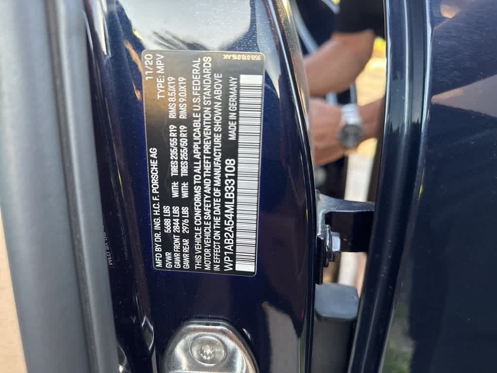 Thumbnail: 2021 Porsche Macan - 7