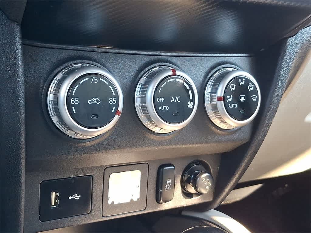 Thumbnail: 2021 Mitsubishi Outlander Sport - 19