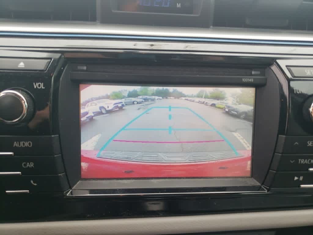 2015 Toyota Corolla LE 19