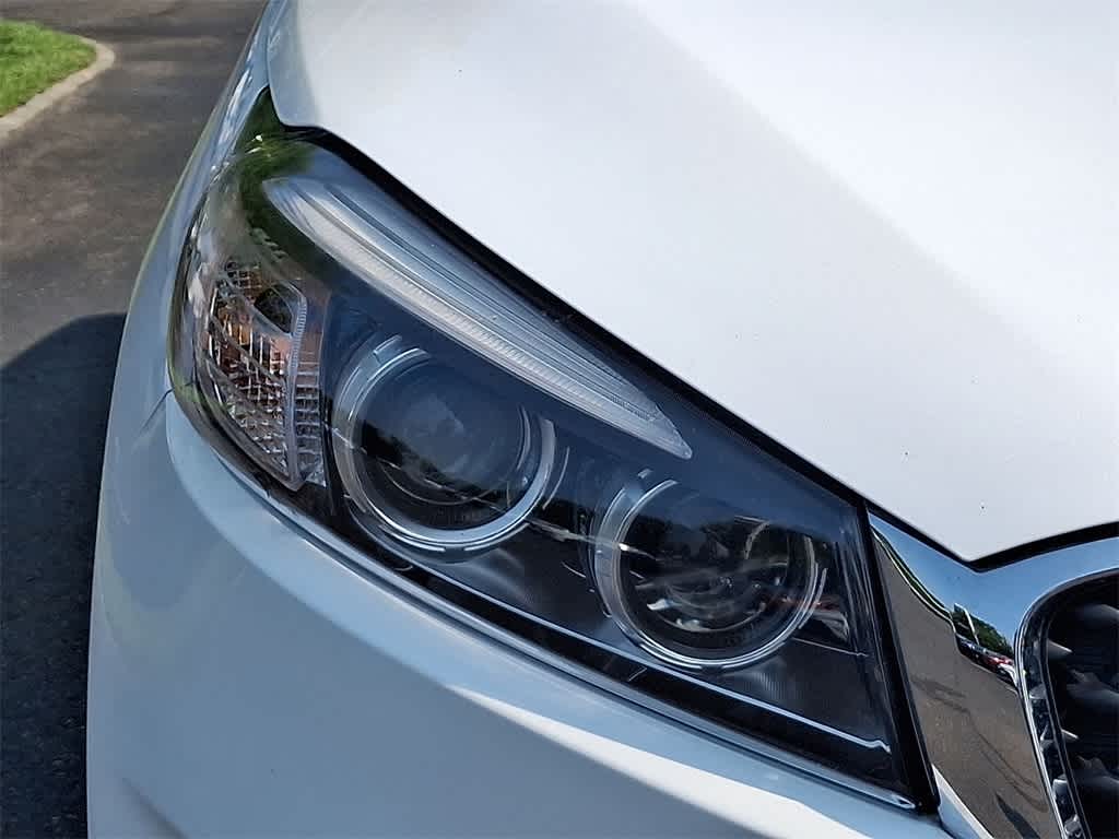 2017 Kia Sorento LX 27