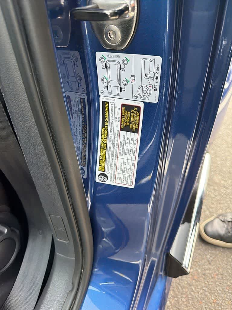 Thumbnail: 2014 Volkswagen Beetle - 15