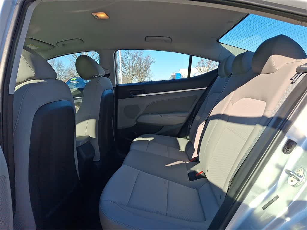 Thumbnail: 2020 Hyundai Elantra - 12