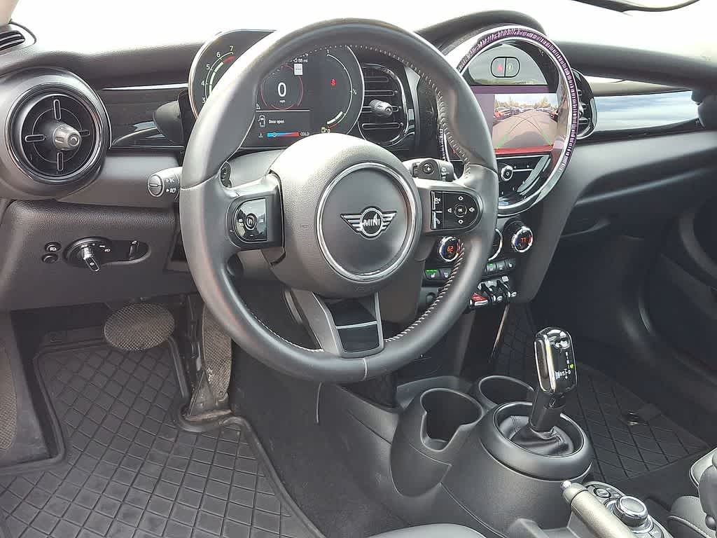 Thumbnail: 2023 MINI Cooper Hardtop - 21