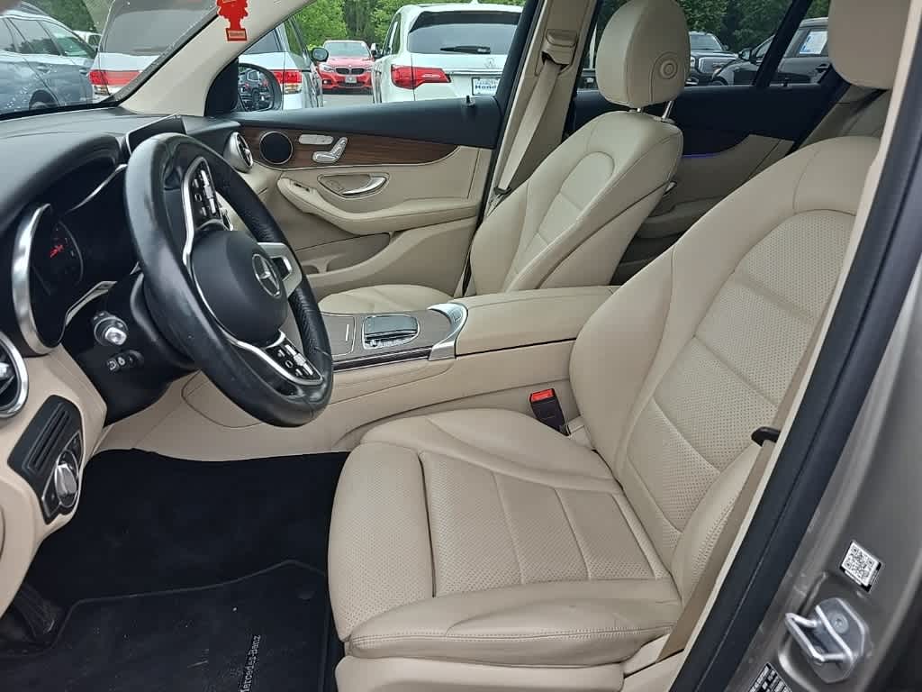 Thumbnail: 2020 Mercedes-Benz GLC - 9
