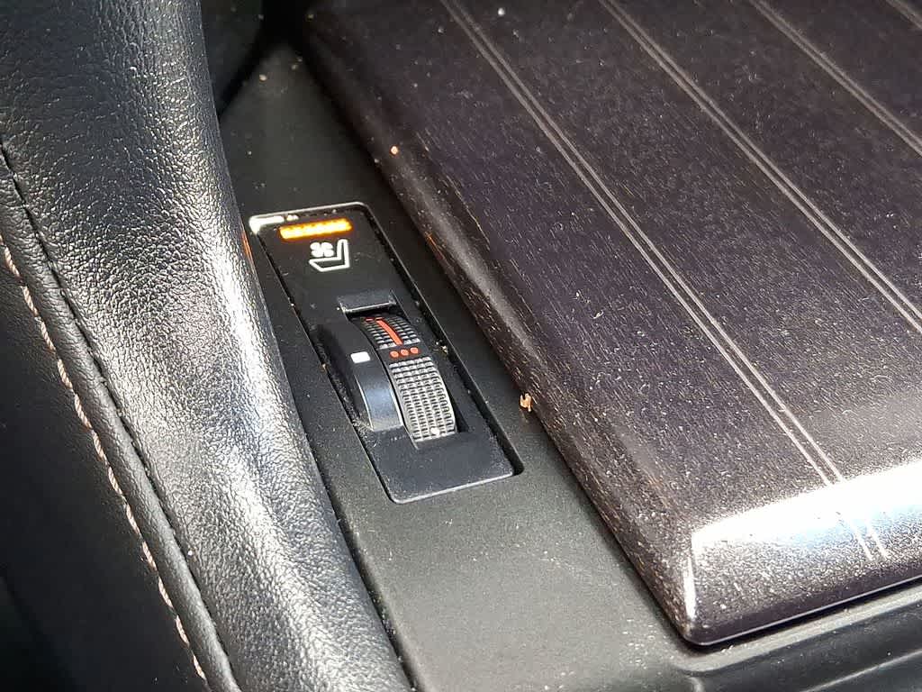 Thumbnail: 2023 Lexus GX - 19