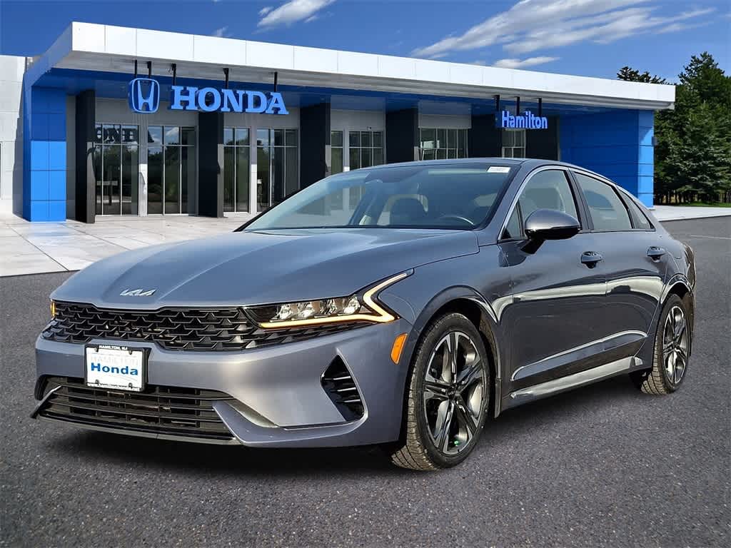 Thumbnail: 2023 Kia K5 - 1