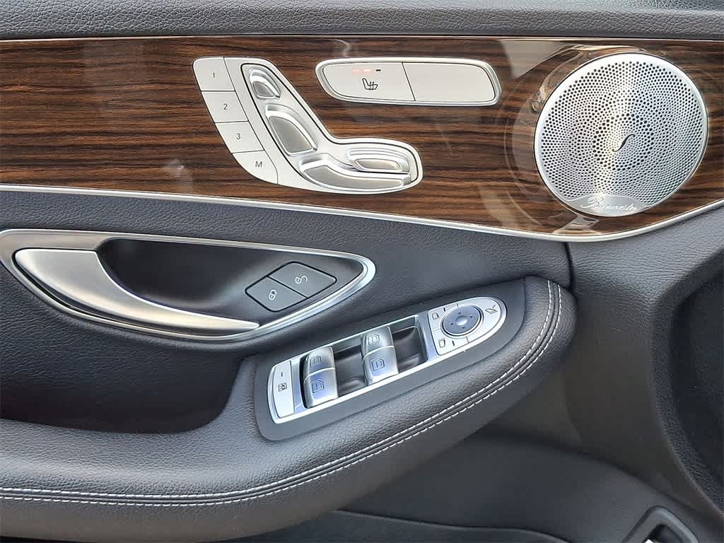 Thumbnail: 2020 Mercedes-Benz C-Class - 10