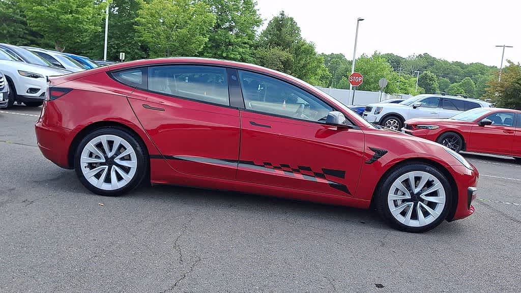 Thumbnail: 2023 Tesla Model 3 - 9