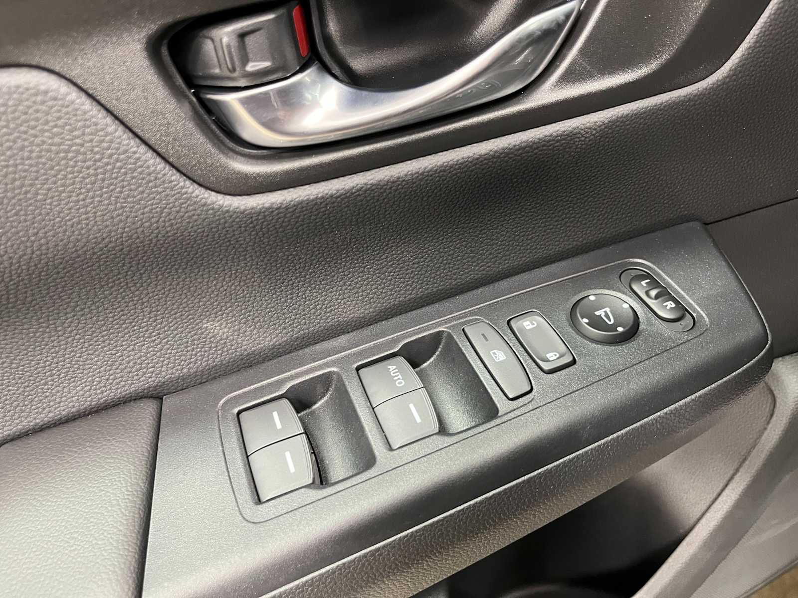 Thumbnail: 2026 Honda CR-V - 8