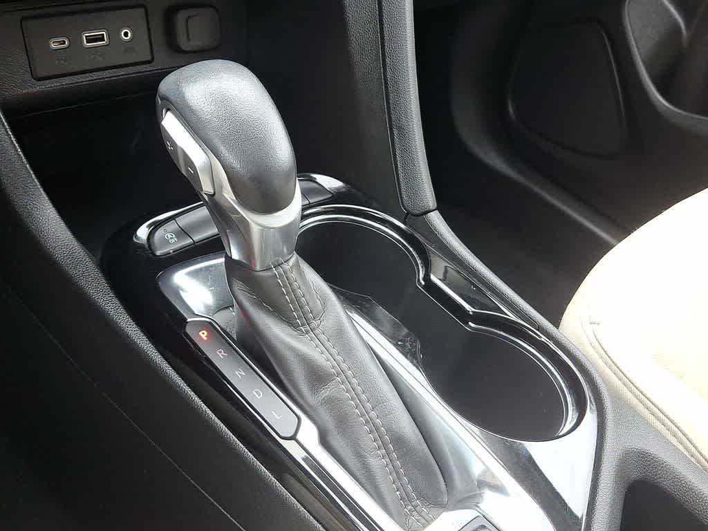 Thumbnail: 2023 Buick Encore GX - 12