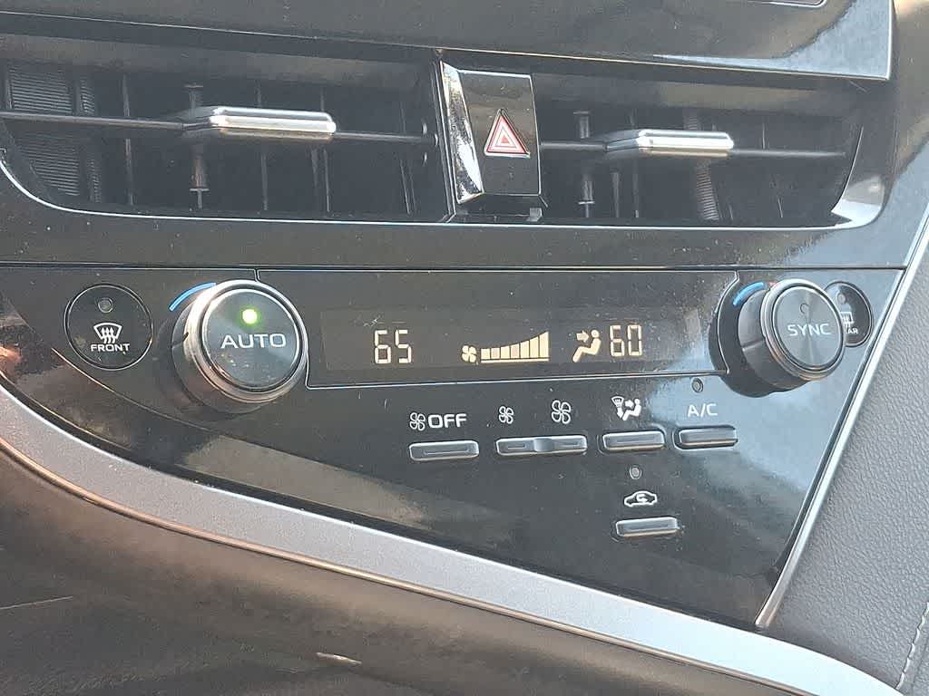 Thumbnail: 2023 Toyota Camry - 19