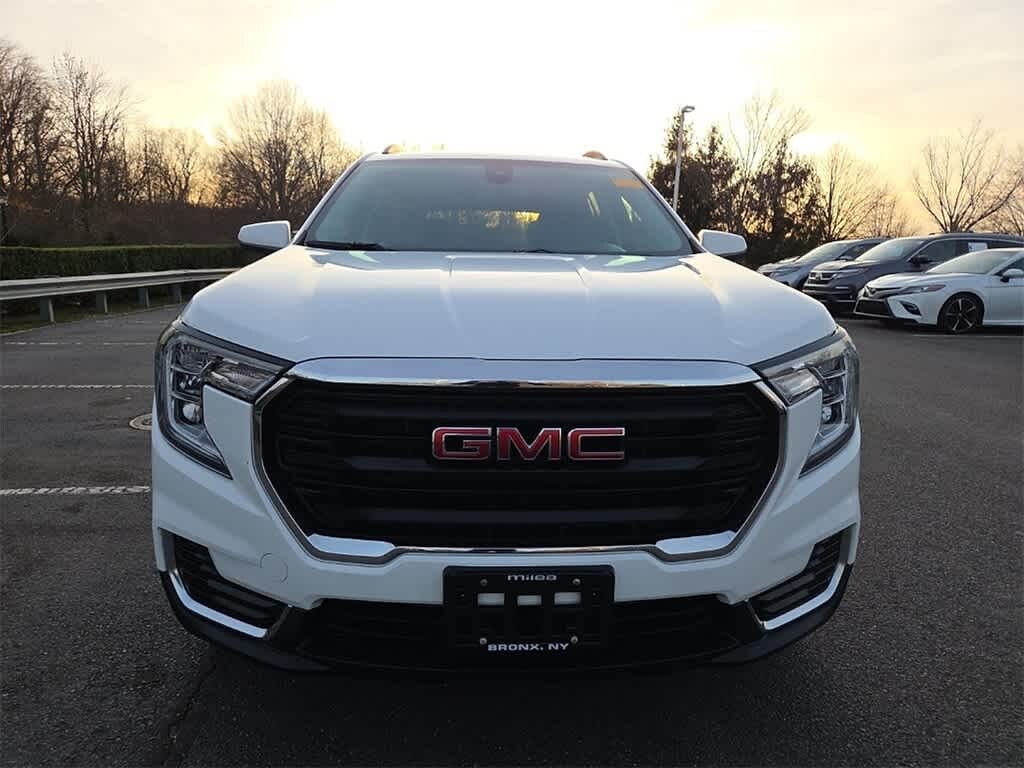 Used 2022 GMC Terrain SLE SUV