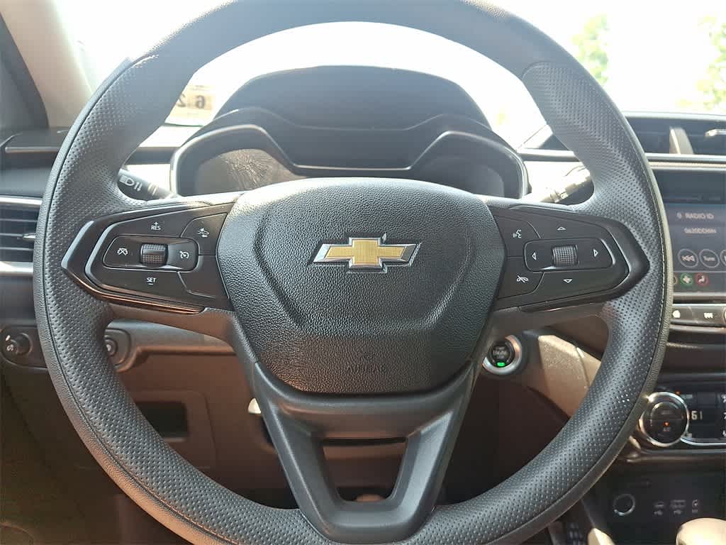 Thumbnail: 2021 Chevrolet TrailBlazer - 8