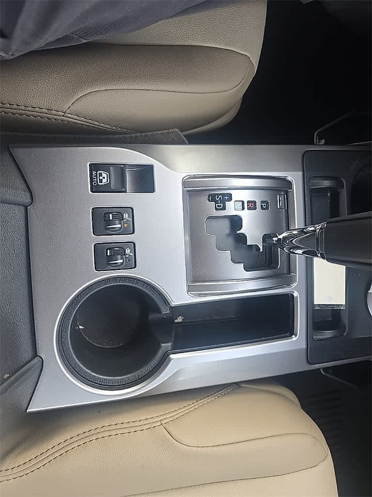 Thumbnail: 2023 Toyota 4Runner - 16